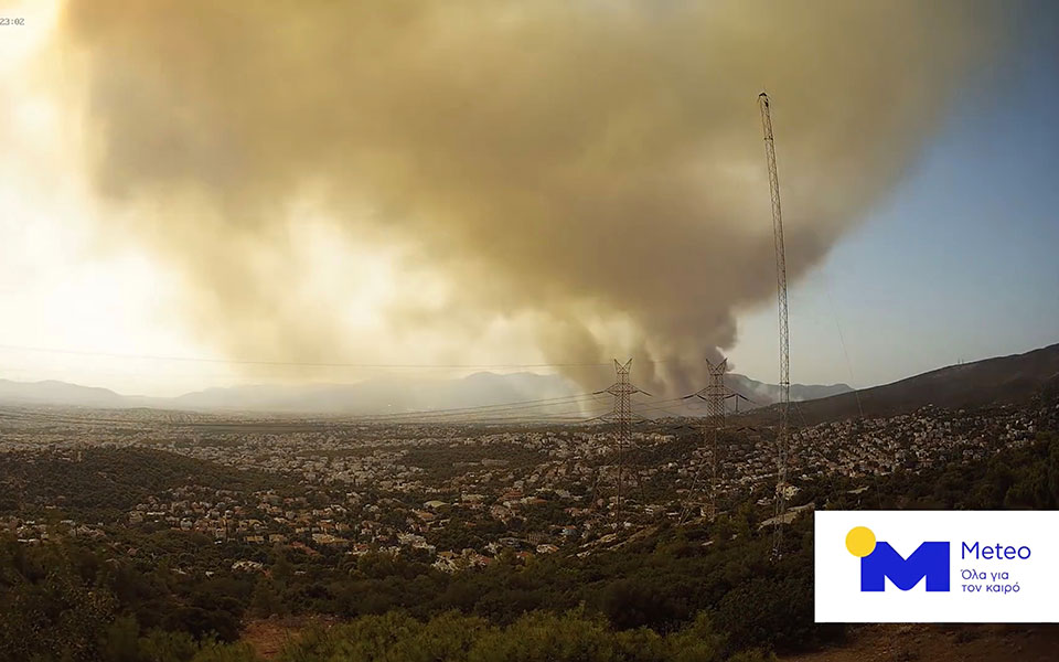 Meteo: Χαμηλή ποιότητα αέρα σε Ελλάδα- Αν. Μεσόγειο λόγω μικροσωματιδίων- Βελτίωση από αύριο